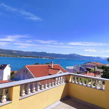 Cosy Apartment Trogir